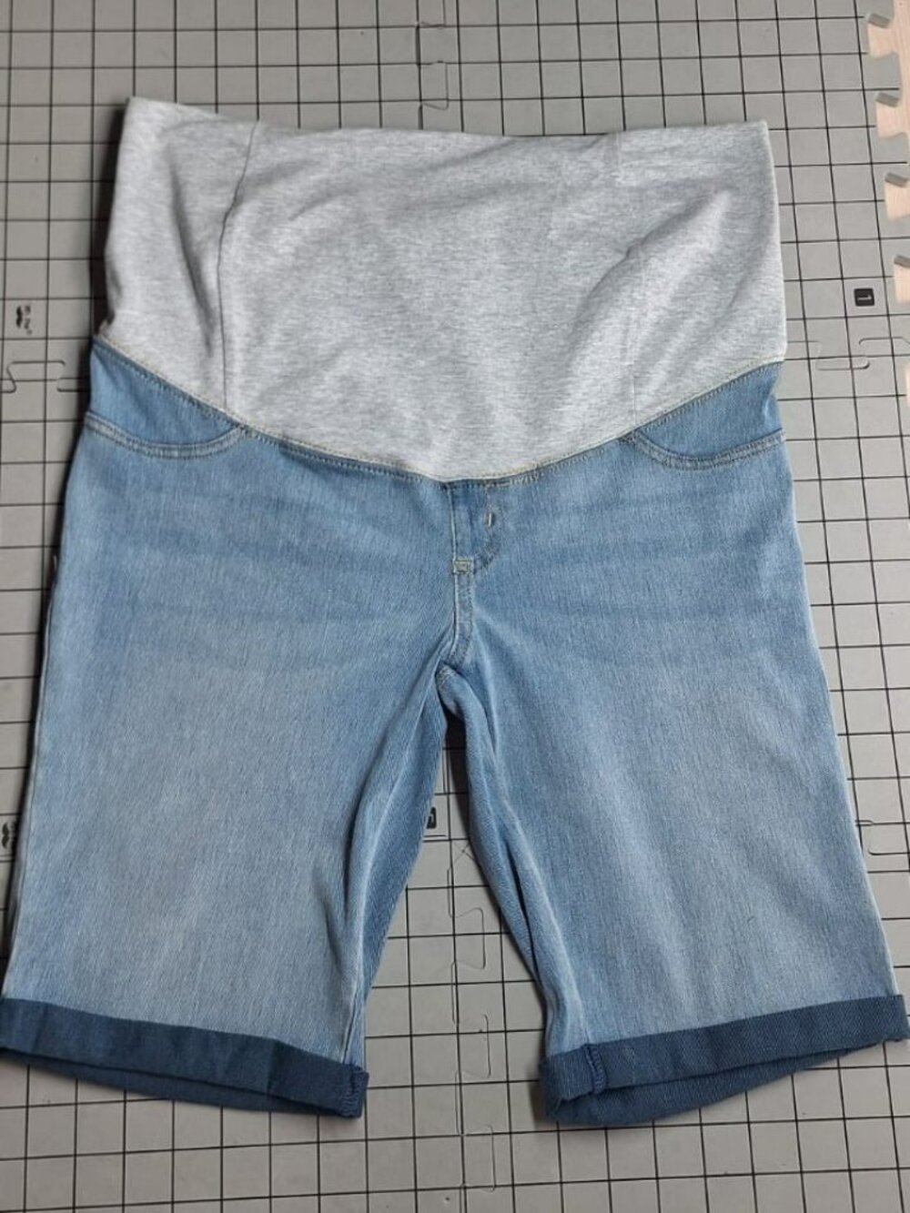 Paisley Sky Maternity Denim Bermuda Shorts Size M